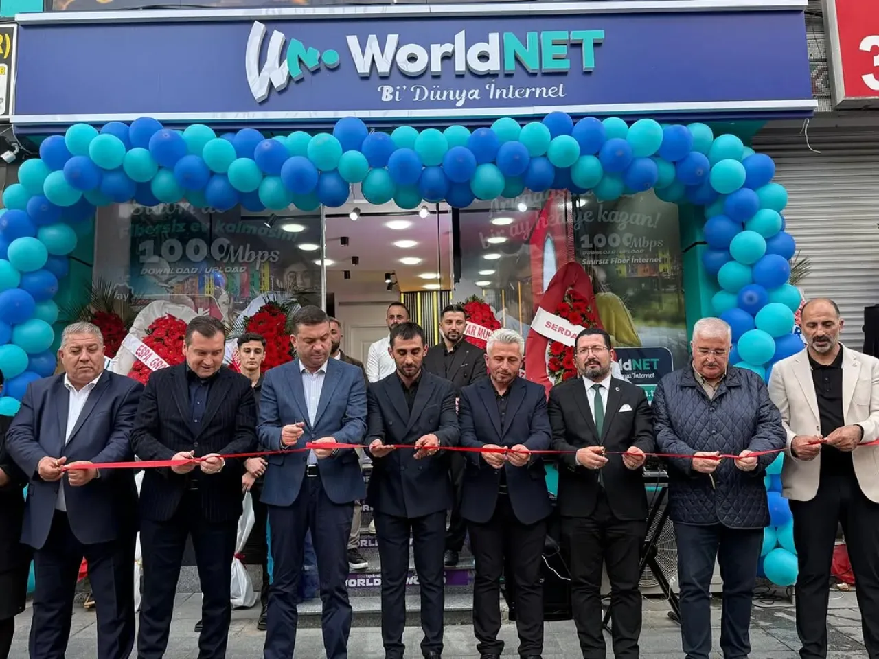 Silivri'ye Yeni Teknoloji Nefesi: Worldnet Açıldı Silivri'ye Yeni Teknoloji Nefesi: Worldnet Açıldı