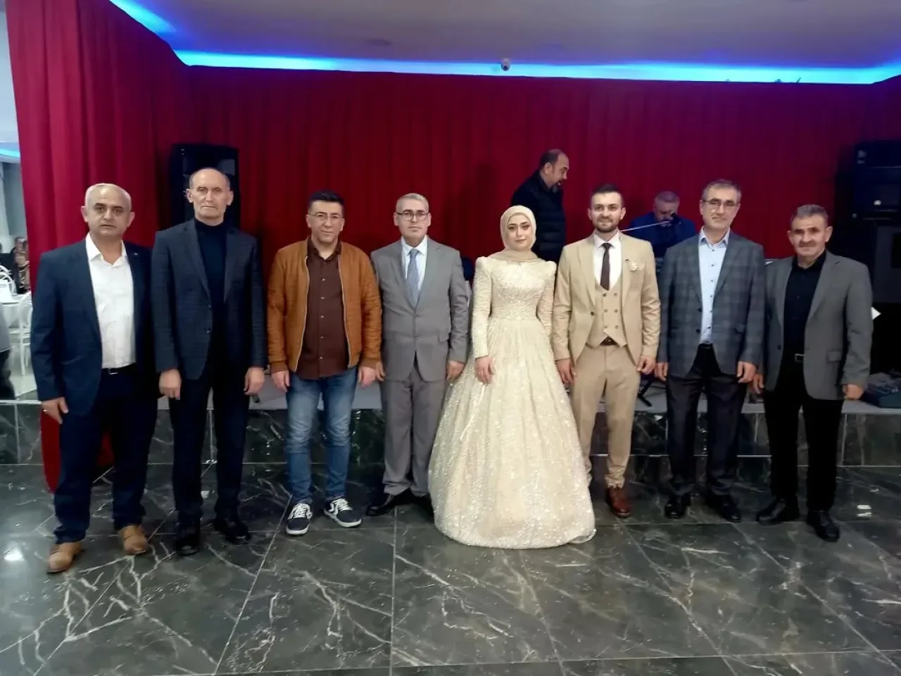 AK Parti Silivri İlçe Yönetimi, Ünal-Akın Ailesinin Nişan Törenine Katıldı AK Parti Silivri İlçe Yönetimi, Ünal-Akın Ailesinin Nişan Törenine Katıldı