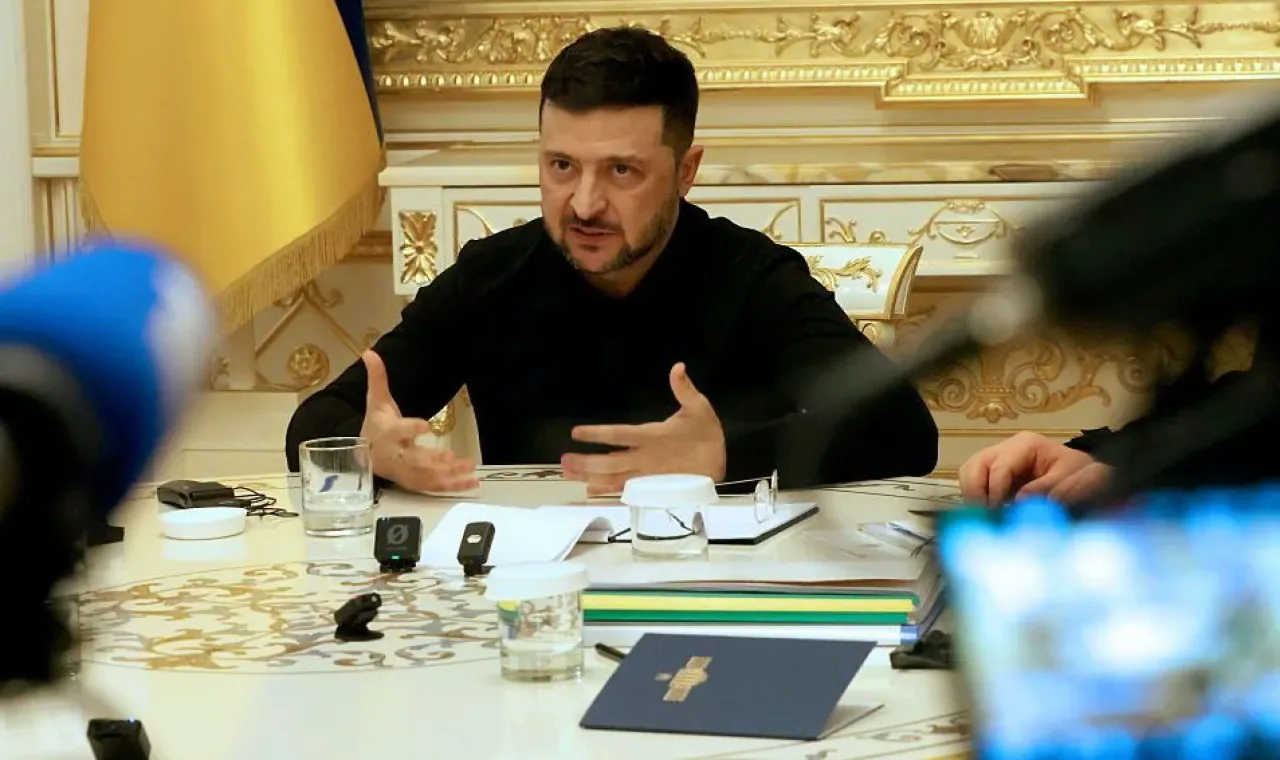 Ukrayna'da Savunma Bakanlığı'na Denetim: Zelenskyy Yolsuzluk Skandalı Sonrası Harekete Geçti Ukrayna'da Savunma Bakanlığı'na Denetim: Zelenskyy Yolsuzluk Skandalı Sonrası Harekete Geçti