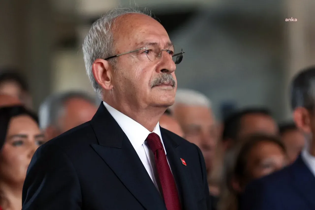 Kemal Kılıçdaroğlu'nun CHP'den İhracı İçin Sosyal Medyada Kampanya Başlatıldı Kemal Kılıçdaroğlu'nun CHP'den İhracı İçin Sosyal Medyada Kampanya Başlatıldı