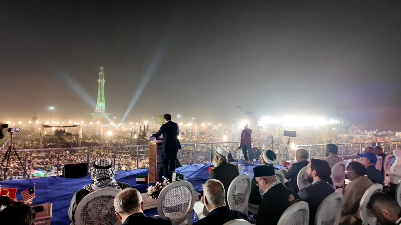 Saadet Partisi Genel Başkanı Mahmut Arıkan, Pakistan'da Cemaat-i İslami Kongresi'ne Katıldı Saadet Partisi Genel Başkanı Mahmut Arıkan, Pakistan'da Cemaat-i İslami Kongresi'ne Katıldı