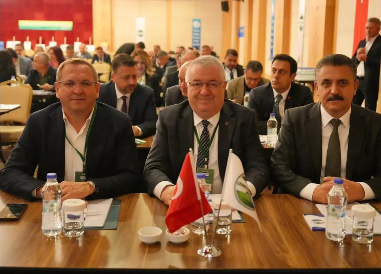 Ayvalık Belediyesi, Çevreci Belediyeler Birliği Toplantısı'na Katıldı Ayvalık Belediyesi, Çevreci Belediyeler Birliği Toplantısı'na Katıldı