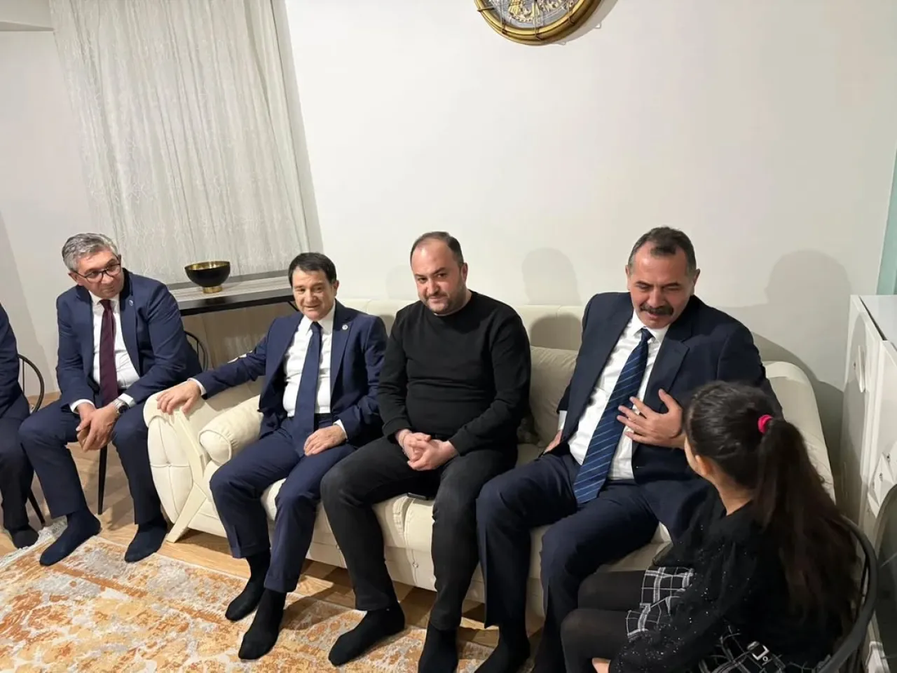 MHP Bakırköy'de Vatandaş Ziyareti Gerçekleştirdi MHP Bakırköy'de Vatandaş Ziyareti Gerçekleştirdi