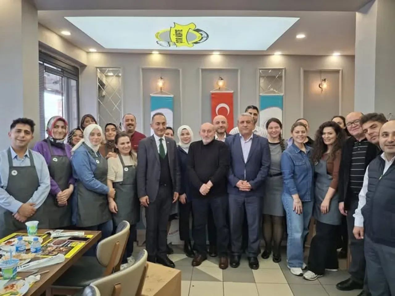 Arnavutköy'de Öğretmenler Arasında Köfte Yarışması Düzenlendi Arnavutköy'de Öğretmenler Arasında Köfte Yarışması Düzenlendi
