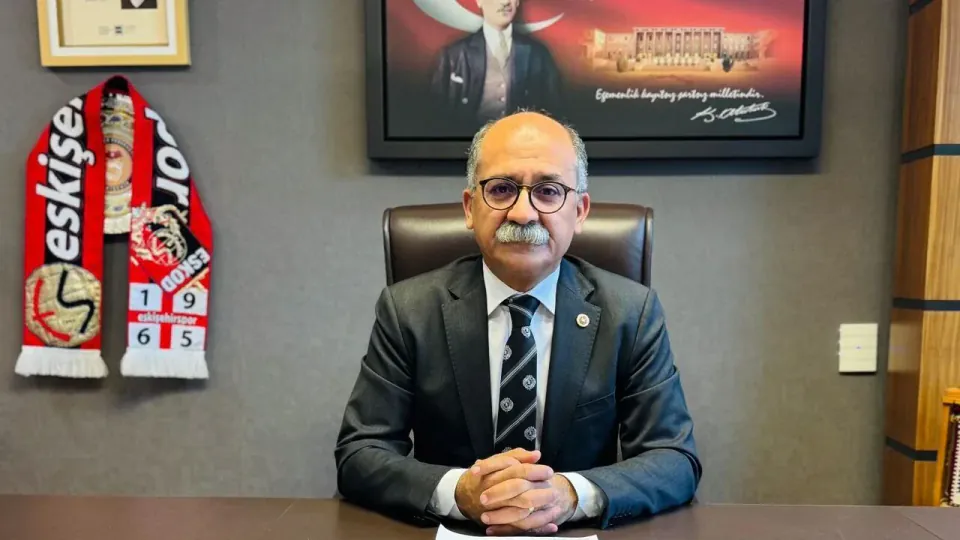 CHP'de Kurultay Çağrısı: İbrahim Arslan'dan Tasfiye Operasyonu Tepkisi görseli