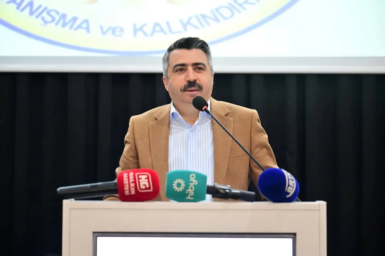 Bursa Yıldırım Belediye Başkanı Oktay Yılmaz, Hemşehrileri ile Buluştu Bursa Yıldırım Belediye Başkanı Oktay Yılmaz, Hemşehrileri ile Buluştu