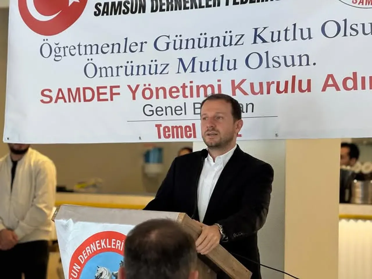 Ahmet Kılıç, Samsun Dernekler Federasyonu'nun 24 Kasım Öğretmenler Günü Programına Katıldı Ahmet Kılıç, Samsun Dernekler Federasyonu'nun 24 Kasım Öğretmenler Günü Programına Katıldı