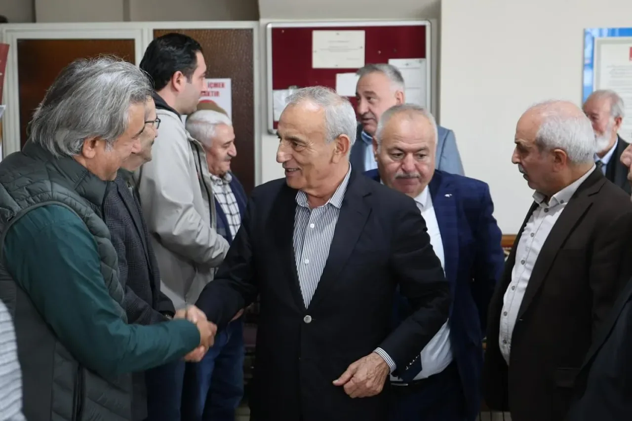 Küçükçekmece Belediye Başkanı Kemal Çebi, Erzurum İspir Derneği Üyeleri İle Buluştu Küçükçekmece Belediye Başkanı Kemal Çebi, Erzurum İspir Derneği Üyeleri İle Buluştu