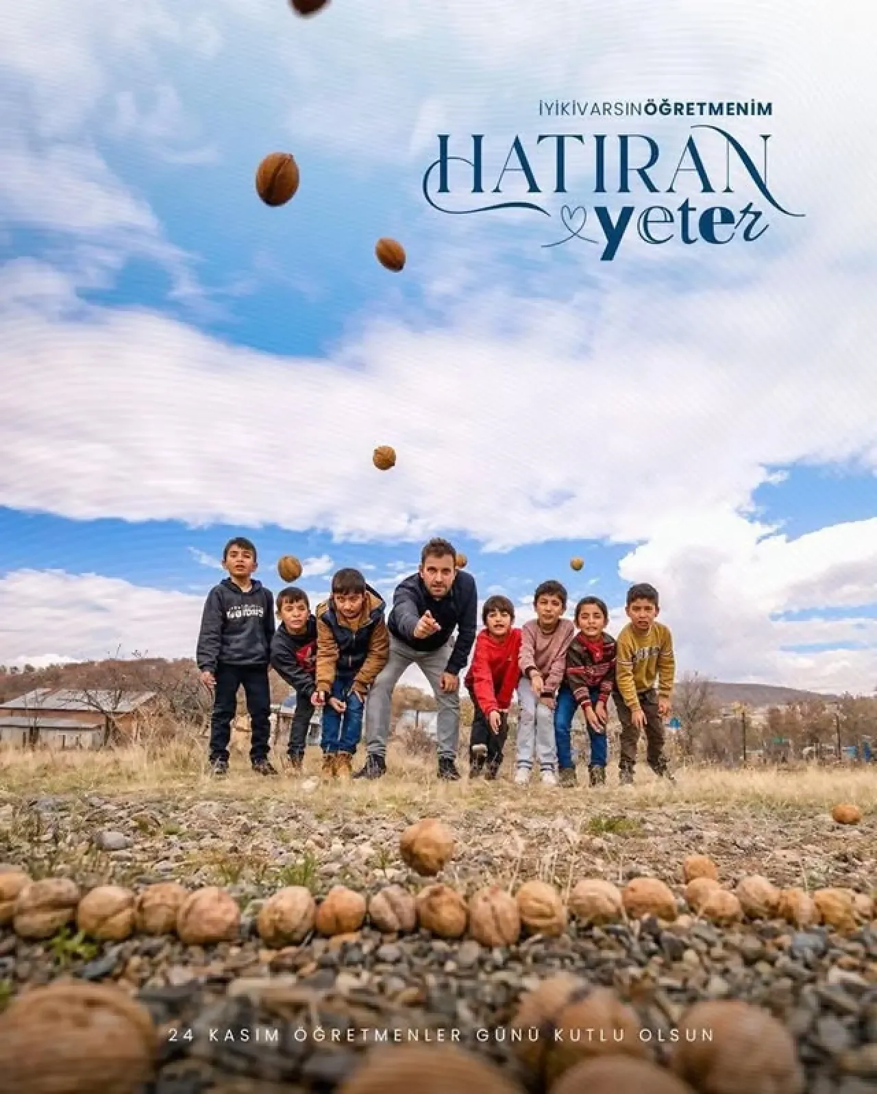 Kartal'da 24 Kasım Öğretmenler Günü Kutlamaları: "İyiki Varsın Öğretmenim Hatıran Yeter" Kartal'da 24 Kasım Öğretmenler Günü Kutlamaları: "İyiki Varsın Öğretmenim Hatıran Yeter"
