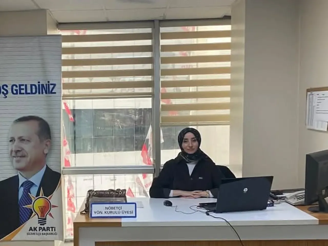 AK Parti Silivri İlçe Teşkilatı, Vatandaş Görüşleri İçin İletişim Hattı Açtı AK Parti Silivri İlçe Teşkilatı, Vatandaş Görüşleri İçin İletişim Hattı Açtı