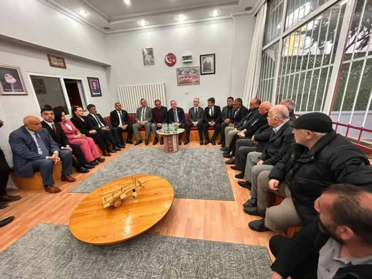 MHP Ankara Milletvekili Durmaz, Keçiören'de Hemşeri Derneği Ziyaretinde Buluştu MHP Ankara Milletvekili Durmaz, Keçiören'de Hemşeri Derneği Ziyaretinde Buluştu