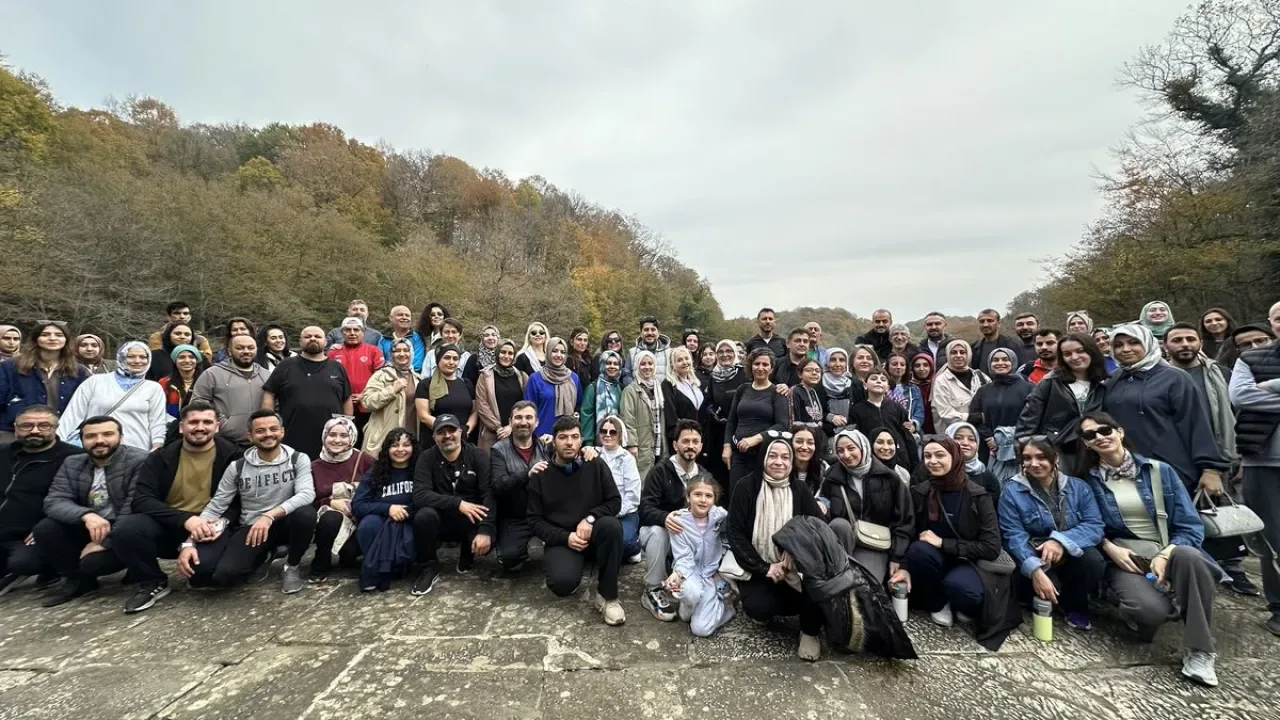 Gaziosmanpaşa'da Öğretmenler Günü Belgrad Ormanı'nda Doğa Yürüyüşü ile Kutlandı Gaziosmanpaşa'da Öğretmenler Günü Belgrad Ormanı'nda Doğa Yürüyüşü ile Kutlandı