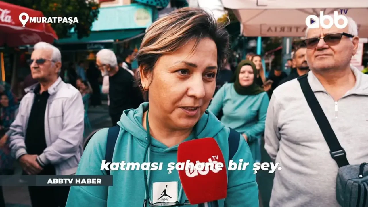 Uluslararası Antalya Piyano Festivali'nde Sokakta Müzik Ziyafeti Uluslararası Antalya Piyano Festivali'nde Sokakta Müzik Ziyafeti