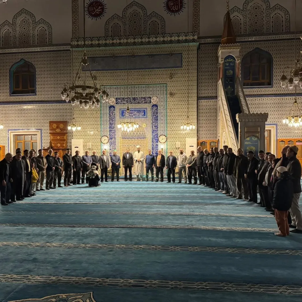 Anadolu Gençlik Derneği Bağcılar Temsilciliği, Ebubekir Camii'nde Sabah Namazı Buluşması Düzenledi Anadolu Gençlik Derneği Bağcılar Temsilciliği, Ebubekir Camii'nde Sabah Namazı Buluşması Düzenledi