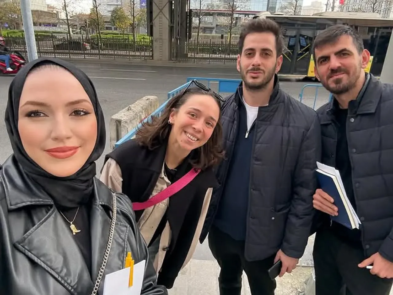 AK Gençlik Şişli'de Üye Çalışmalarına Hız Kesmeden Devam Ediyor AK Gençlik Şişli'de Üye Çalışmalarına Hız Kesmeden Devam Ediyor