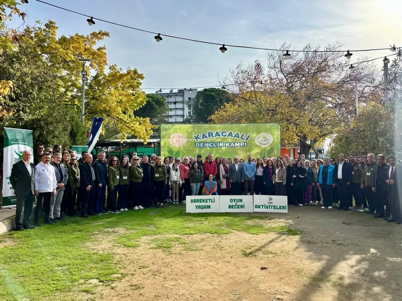 Bursa'da Öğretmenler Günü Doğa Kampı ile Kutlandı Bursa'da Öğretmenler Günü Doğa Kampı ile Kutlandı