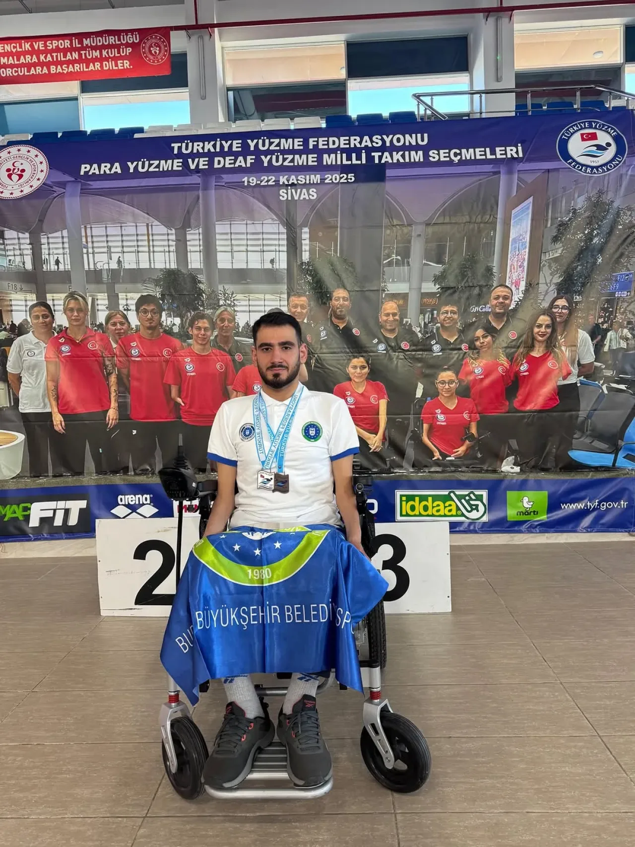 Bursa Büyükşehir Belediyespor'lu Serhat Polat, Sivas'ta Türkiye İkincisi Oldu Bursa Büyükşehir Belediyespor'lu Serhat Polat, Sivas'ta Türkiye İkincisi Oldu