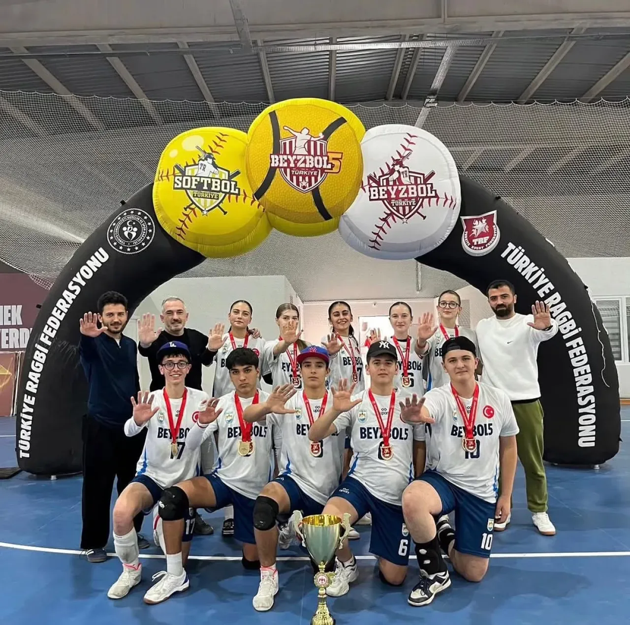 İznik Belediyespor'dan Büyük Başarı: Beyzbol5 U15 Takımı Türkiye Şampiyonu Oldu İznik Belediyespor'dan Büyük Başarı: Beyzbol5 U15 Takımı Türkiye Şampiyonu Oldu