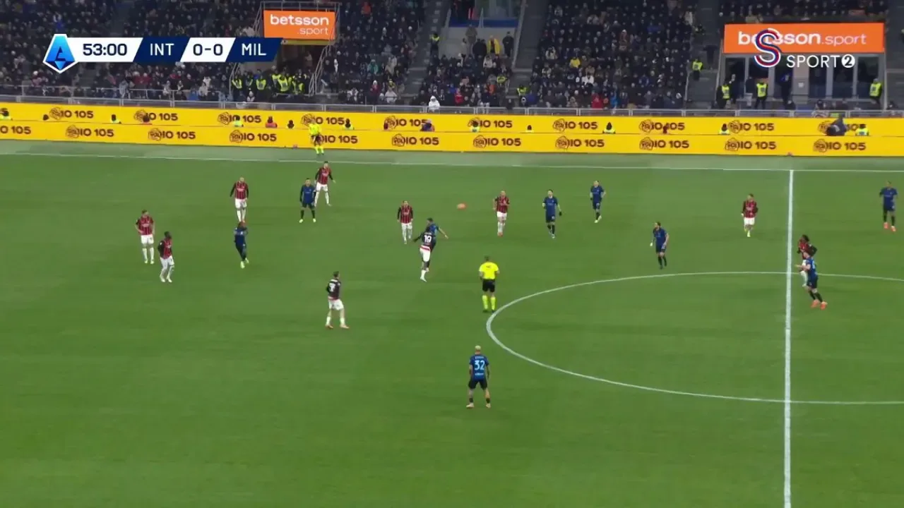 Milan Derbide Gol Perdesini Pulisic ile Açtı Milan Derbide Gol Perdesini Pulisic ile Açtı