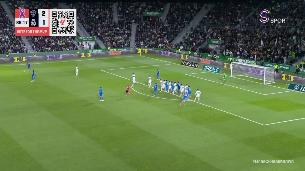 Real Madrid, Bellingham'ın Geç Golüyle Elche Beraberliğinden Puan Kurtardı Real Madrid, Bellingham'ın Geç Golüyle Elche Beraberliğinden Puan Kurtardı