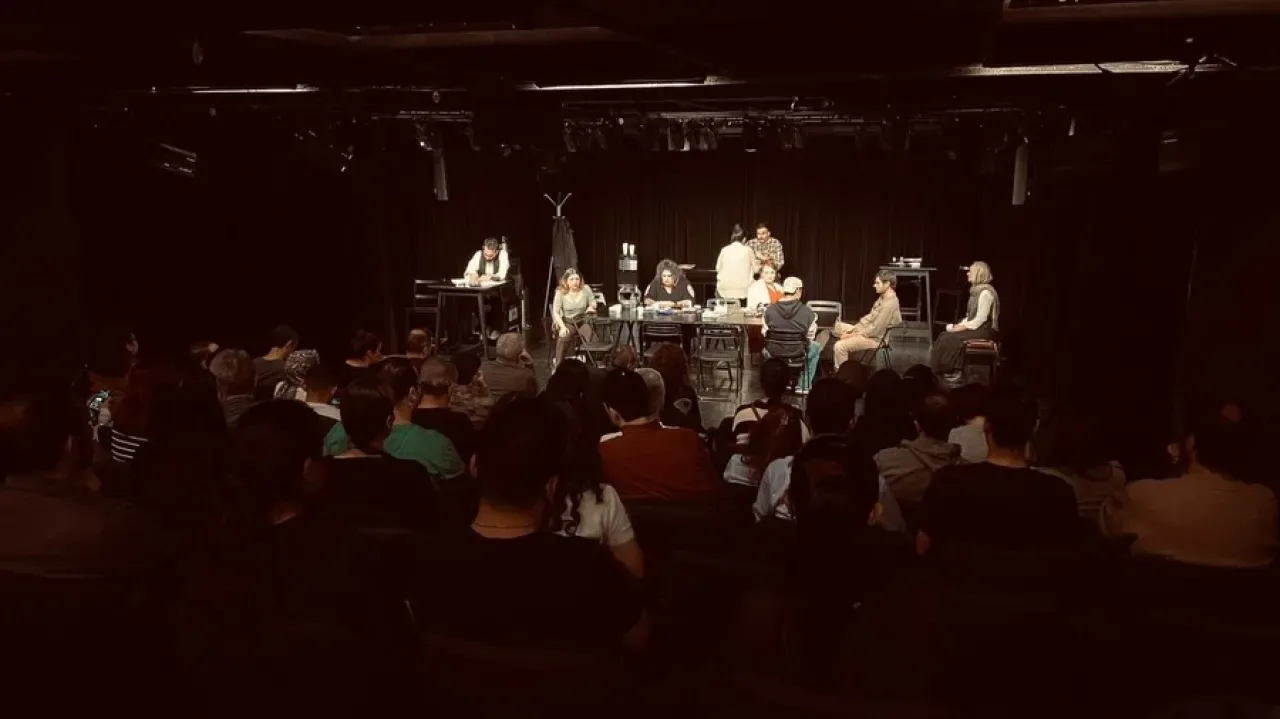 Beyoğlu'nda "Yaşasın Sahneler" Projesi ile Tiyatro Coşkusu Beyoğlu'nda "Yaşasın Sahneler" Projesi ile Tiyatro Coşkusu
