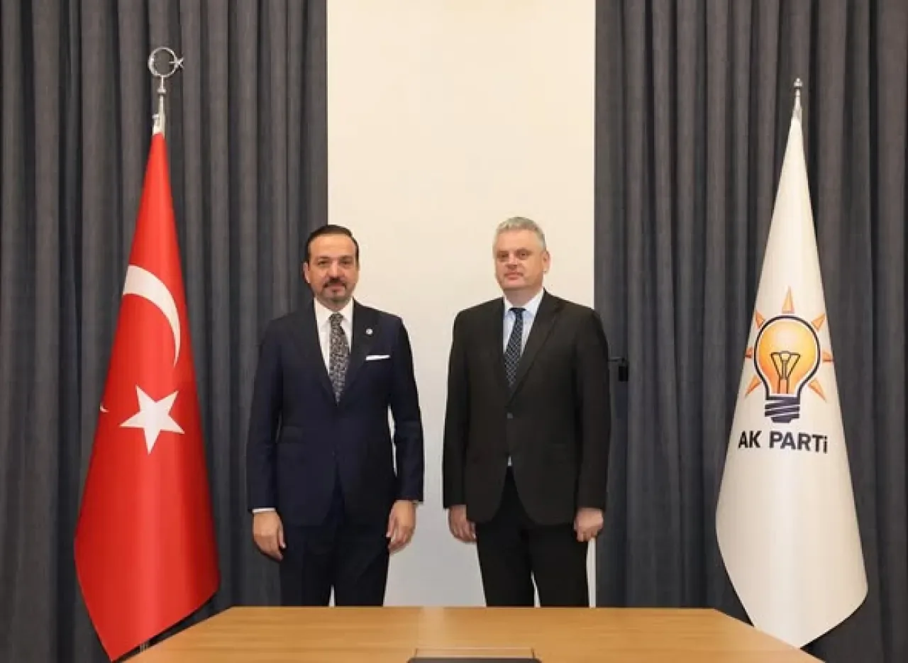 İYİ Parti Ankara Milletvekili Kürşad Zorlu, Moldova Büyükelçisi Serebrian'ı Ağırladı İYİ Parti Ankara Milletvekili Kürşad Zorlu, Moldova Büyükelçisi Serebrian'ı Ağırladı