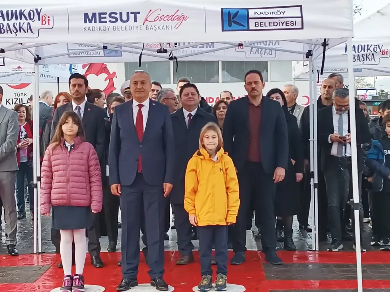 Kadıköy'de 24 Kasım Öğretmenler Günü Anma Töreni Düzenlendi Kadıköy'de 24 Kasım Öğretmenler Günü Anma Töreni Düzenlendi