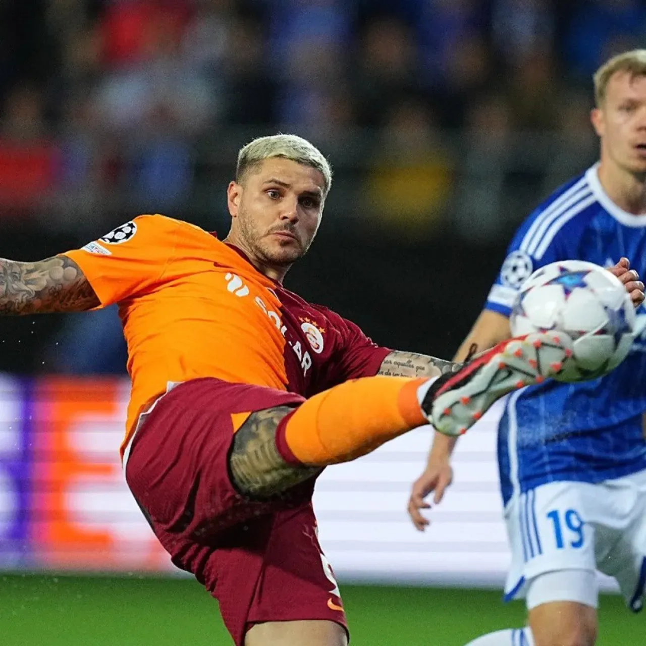Mauro Icardi Galatasaray'daki Sakatlık Mücadelesini Açıkladı: "Son 10 Yıldır Yüzde Yüz Formda Değildim" Mauro Icardi Galatasaray'daki Sakatlık Mücadelesini Açıkladı: "Son 10 Yıldır Yüzde Yüz Formda Değildim"