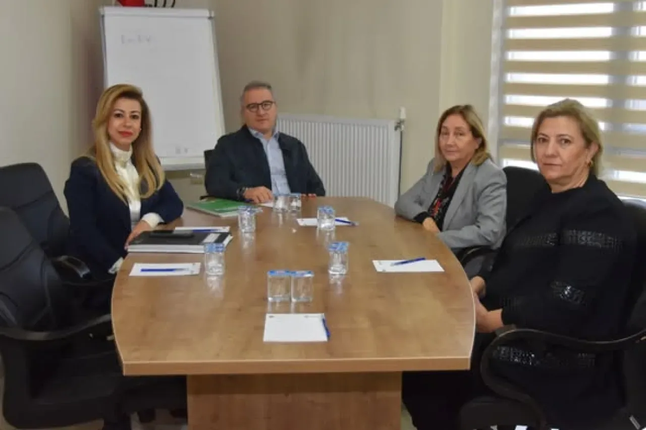 Gaziantep'te Kasım Ayı Meslek Komite Toplantıları Gerçekleştirildi Gaziantep'te Kasım Ayı Meslek Komite Toplantıları Gerçekleştirildi