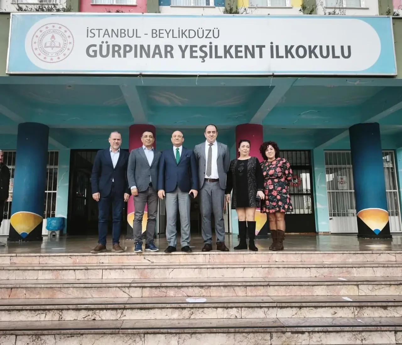 Beylikdüzü'nde Öğretmenler Günü'nde Anlamlı Ziyaret Beylikdüzü'nde Öğretmenler Günü'nde Anlamlı Ziyaret