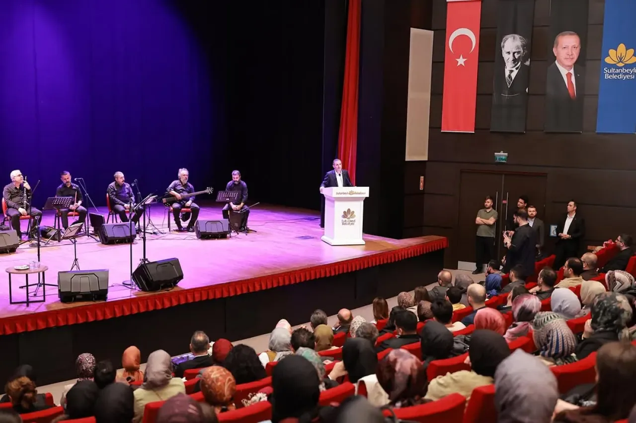 Sultanbeyli Belediyesi, Öğretmenler Günü'nde Eğitim Neferlerini Yalnız Bırakmadı Sultanbeyli Belediyesi, Öğretmenler Günü'nde Eğitim Neferlerini Yalnız Bırakmadı