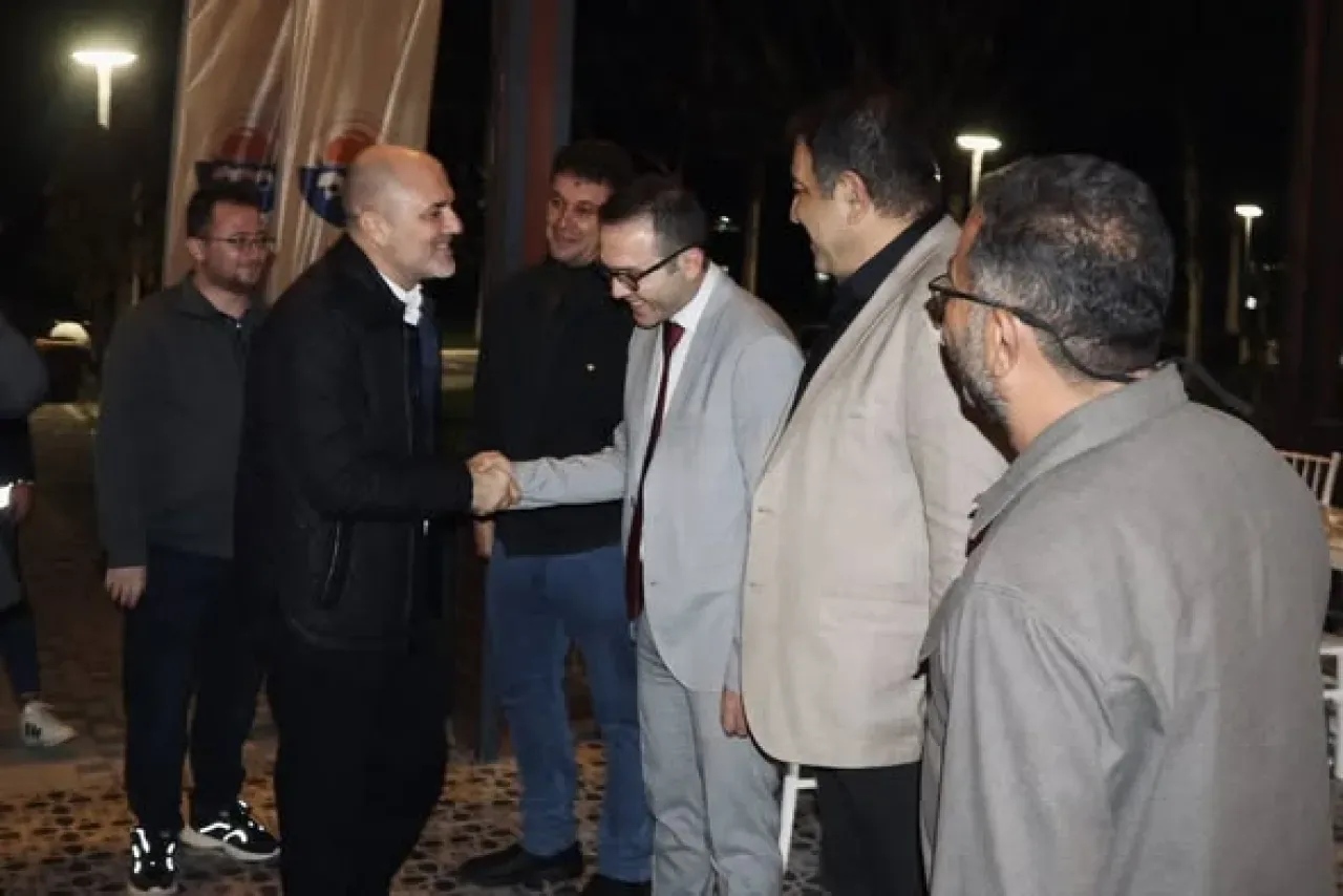 Marmara Adalar'da Öğretmenler Günü Coşkuyla Kutlandı Marmara Adalar'da Öğretmenler Günü Coşkuyla Kutlandı