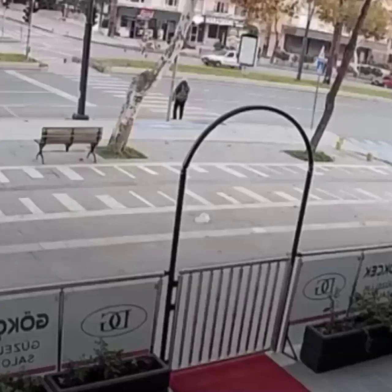 Kahramanmaraş'ta Yaya Geçidinde Trafik Kazası: Bir Kişi Ağır Yaralandı Kahramanmaraş'ta Yaya Geçidinde Trafik Kazası: Bir Kişi Ağır Yaralandı