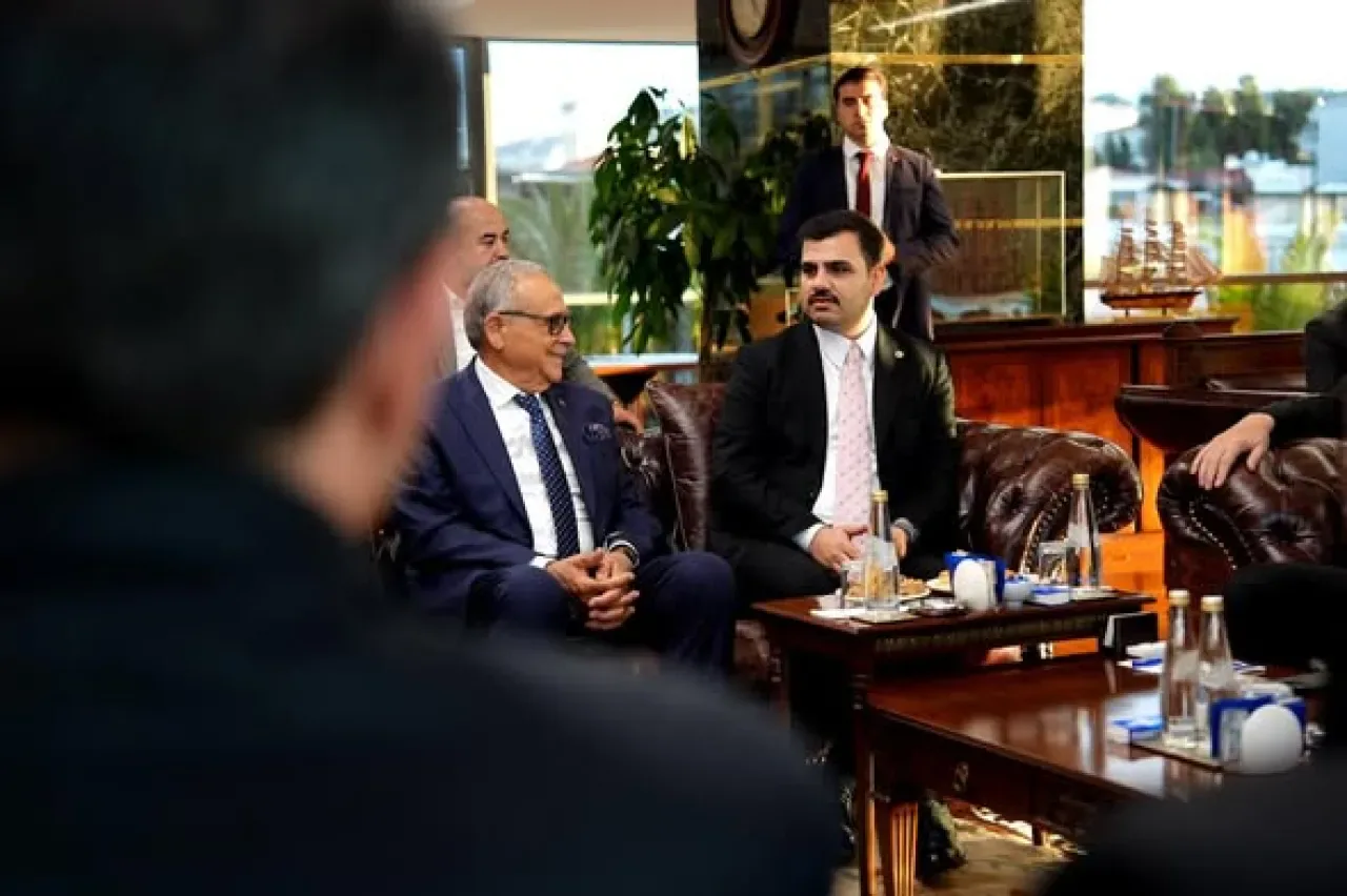 AK Parti İzmir Milletvekili İnan, İzmir Ticaret Odası ile Görüştü AK Parti İzmir Milletvekili İnan, İzmir Ticaret Odası ile Görüştü