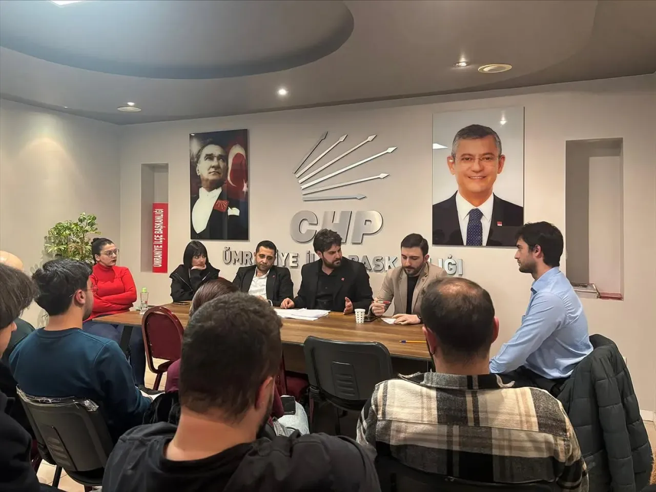 CHP Ümraniye Gençlik Kolları İlk Yönetim Kurulu Toplantısını Gerçekleştirdi CHP Ümraniye Gençlik Kolları İlk Yönetim Kurulu Toplantısını Gerçekleştirdi