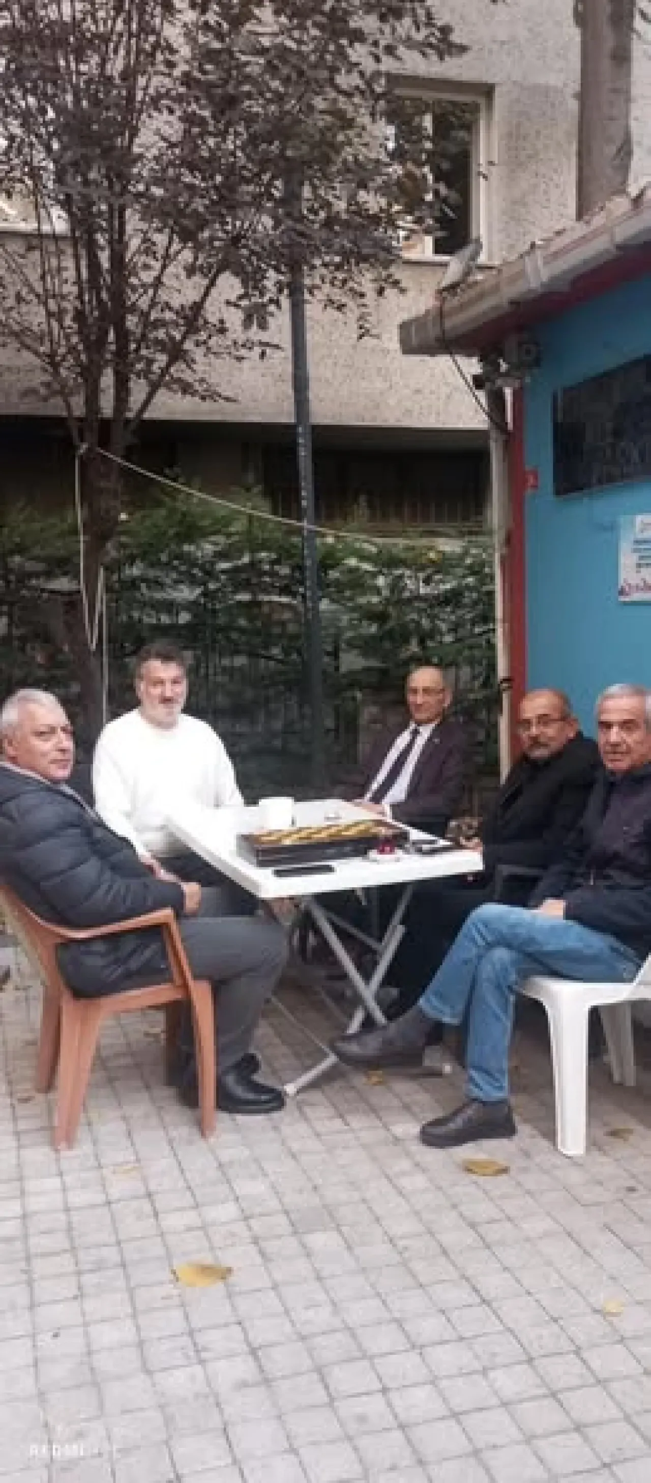 MHP Bağcılar, Merkez Mahallesi Esnaflarını Ziyaret Etti MHP Bağcılar, Merkez Mahallesi Esnaflarını Ziyaret Etti