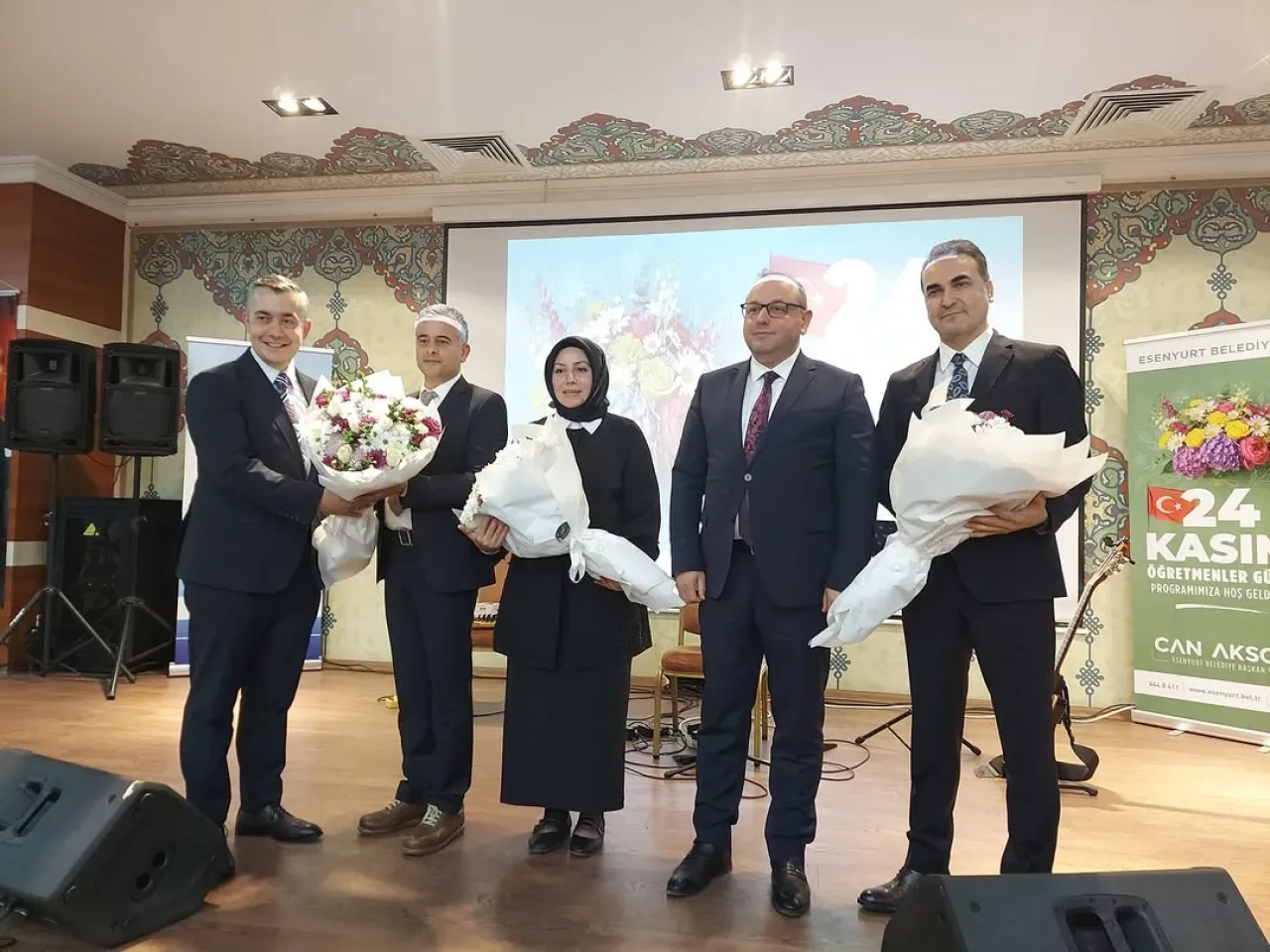 Esenyurt'ta Öğretmenler Günü Coşkusu: Kaymakamlık ve Belediye Öğretmenleri Ağırladı Esenyurt'ta Öğretmenler Günü Coşkusu: Kaymakamlık ve Belediye Öğretmenleri Ağırladı