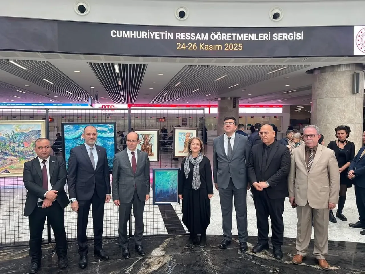 Yenimahalle'de Cumhuriyetin Ressam Öğretmenleri Resim Sergisi Açıldı Yenimahalle'de Cumhuriyetin Ressam Öğretmenleri Resim Sergisi Açıldı