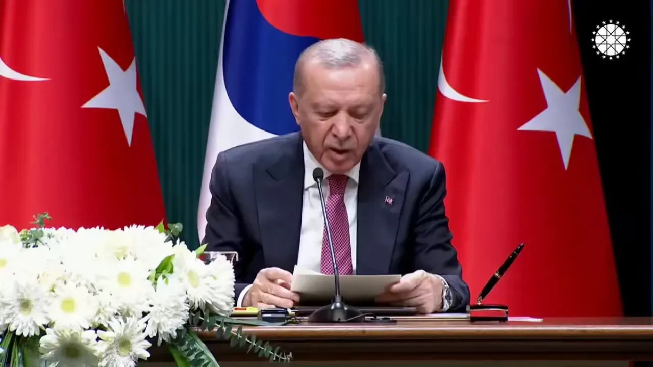 Türkiye ve Güney Kore Savunma Sanayi ve Nükleer Enerji İş Birliğini Görüştü Türkiye ve Güney Kore Savunma Sanayi ve Nükleer Enerji İş Birliğini Görüştü