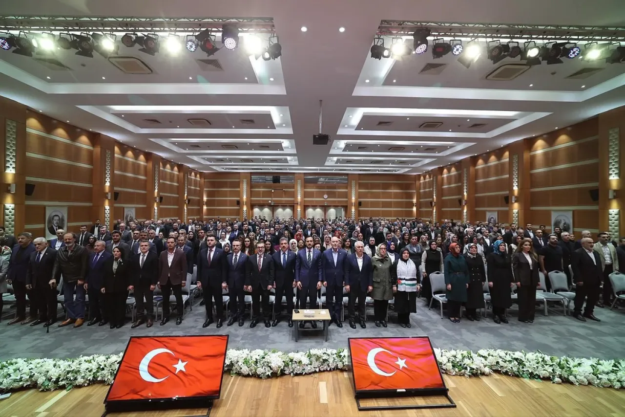 AK Parti İstanbul'da İl Danışma Meclisi Toplantısı Yapıldı AK Parti İstanbul'da İl Danışma Meclisi Toplantısı Yapıldı