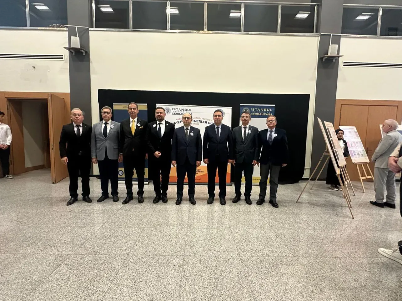Büyükçekmece Kaymakamı ve Protokol, İstanbul Cerrahpaşa Üniversitesi HAYEF'te Öğretmenler Günü'nü Kutladı Büyükçekmece Kaymakamı ve Protokol, İstanbul Cerrahpaşa Üniversitesi HAYEF'te Öğretmenler Günü'nü Kutladı