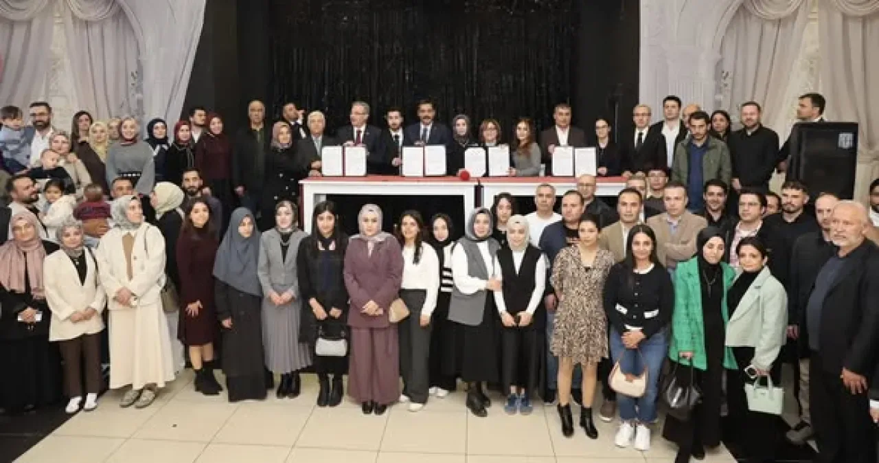 Gaziantep'te Öğretmenlere 24 Kasım'da Konut Müjdesi Gaziantep'te Öğretmenlere 24 Kasım'da Konut Müjdesi
