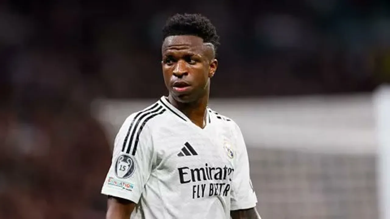 Vinicius Junior, Real Madrid'de Sözleşme Yenilemek İstemiyor Vinicius Junior, Real Madrid'de Sözleşme Yenilemek İstemiyor