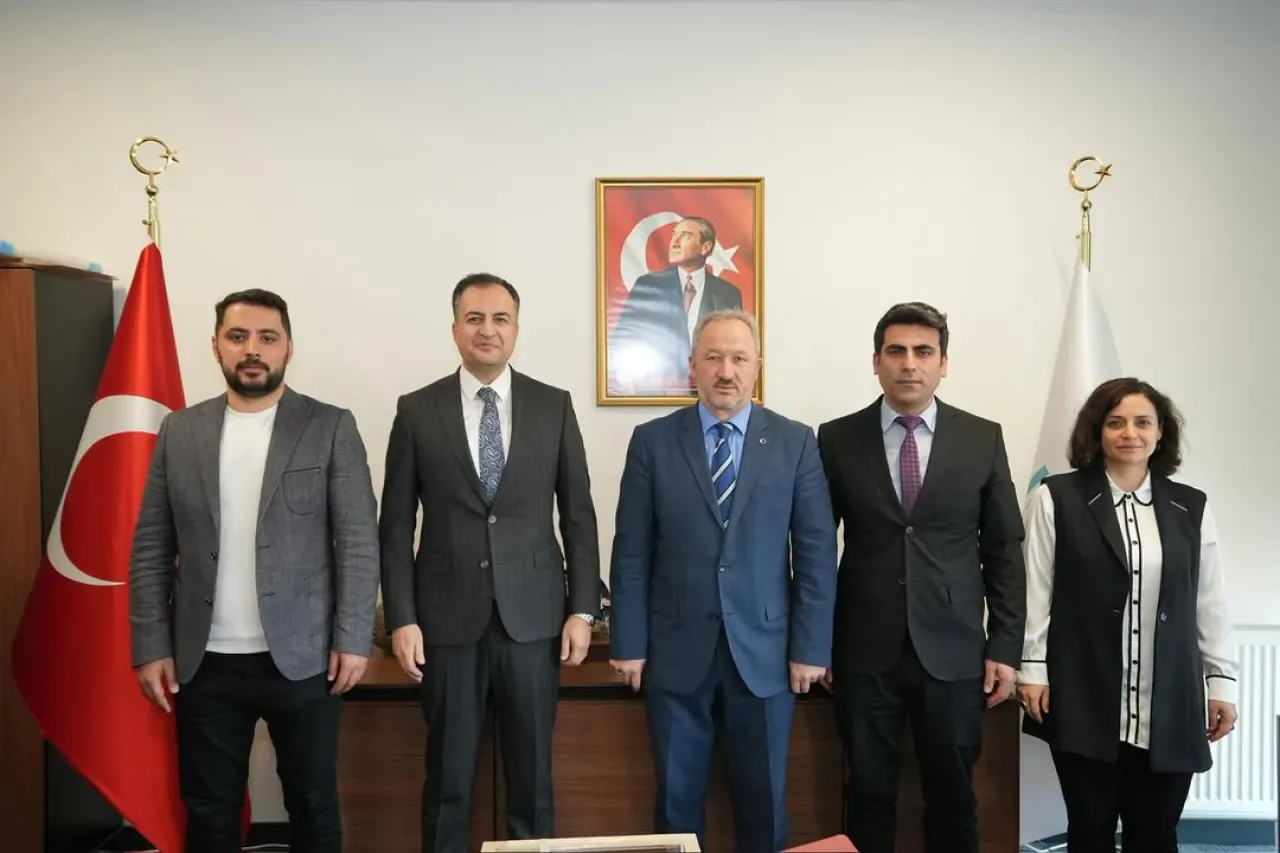 İMÜ Eğitim Fakültesi'nde 24 Kasım Öğretmenler Günü Ziyareti İMÜ Eğitim Fakültesi'nde 24 Kasım Öğretmenler Günü Ziyareti