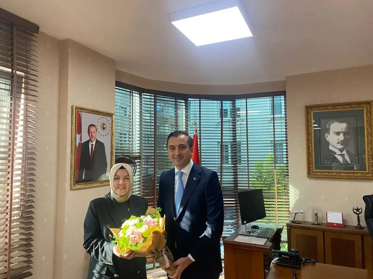 AK Parti Şişli İlçe Başkanı Serkan Polat, Şişli İlçe Milli Eğitim Müdürü Sevgi Yücel'i Ziyaret Etti AK Parti Şişli İlçe Başkanı Serkan Polat, Şişli İlçe Milli Eğitim Müdürü Sevgi Yücel'i Ziyaret Etti