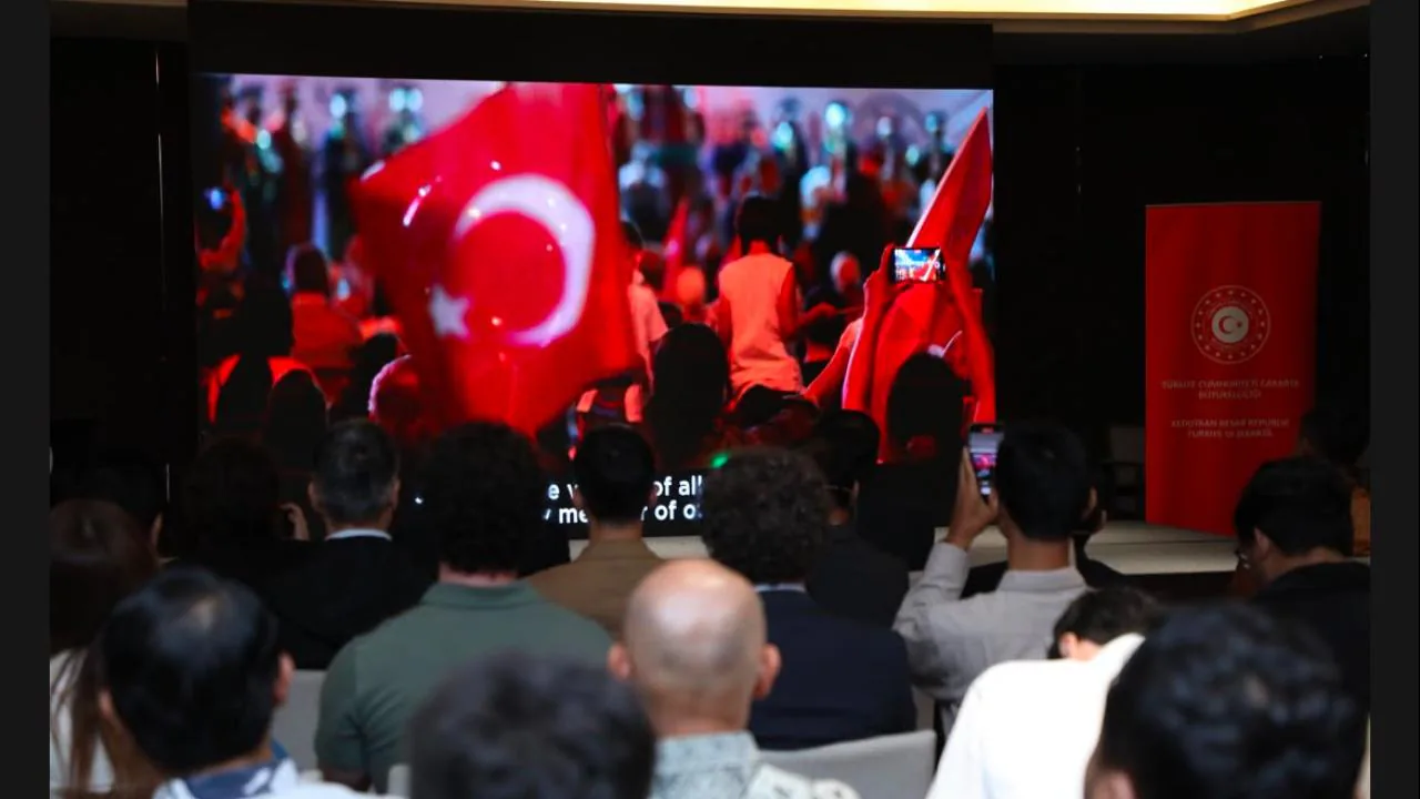 15 Temmuz'un 10. Yılında Milli İrade ve Demokratik Direnç Vurgusu 15 Temmuz'un 10. Yılında Milli İrade ve Demokratik Direnç Vurgusu