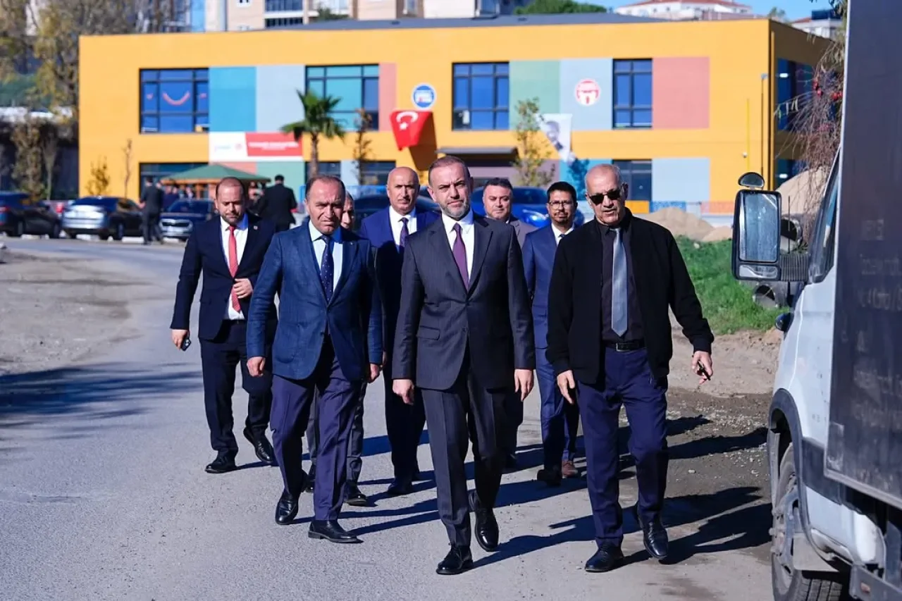 Sancaktepe'de Altyapı ve Üstyapı Çalışmaları Hız Kesmiyor Sancaktepe'de Altyapı ve Üstyapı Çalışmaları Hız Kesmiyor