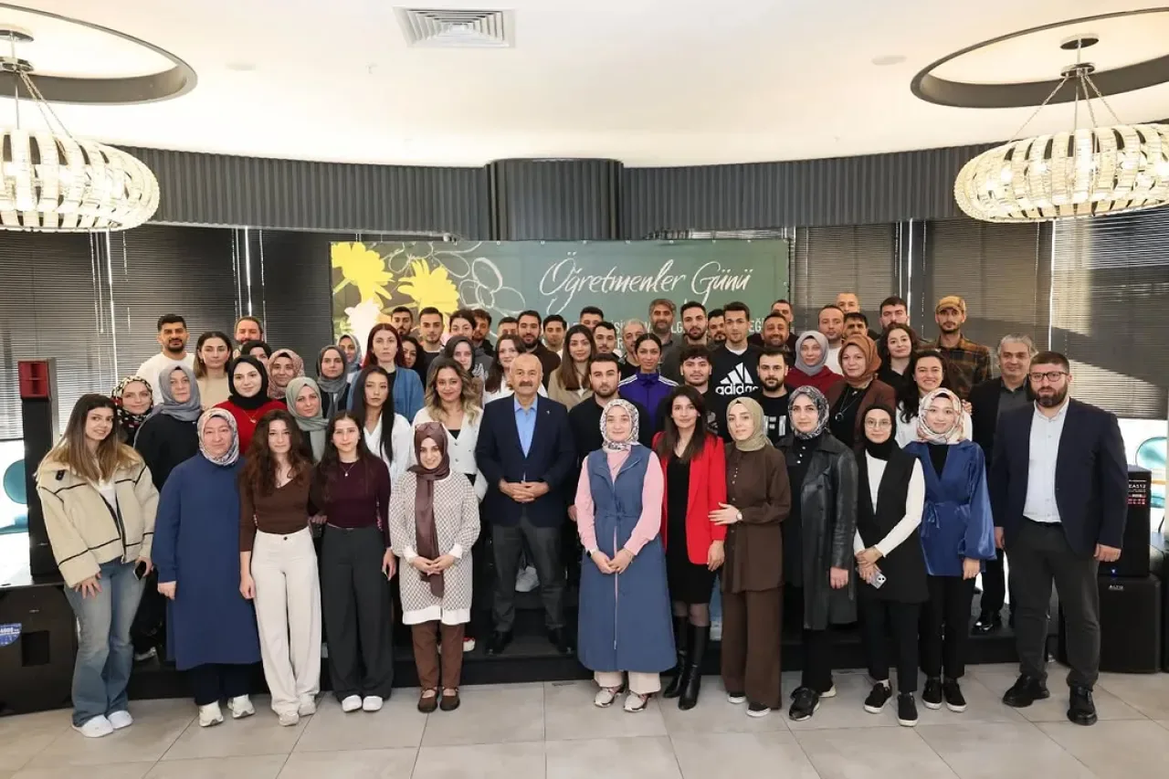 Gebze Belediyesi GESMEK, Öğretmenler Günü'nde Emeği Geçenlere Teşekkür Etti Gebze Belediyesi GESMEK, Öğretmenler Günü'nde Emeği Geçenlere Teşekkür Etti