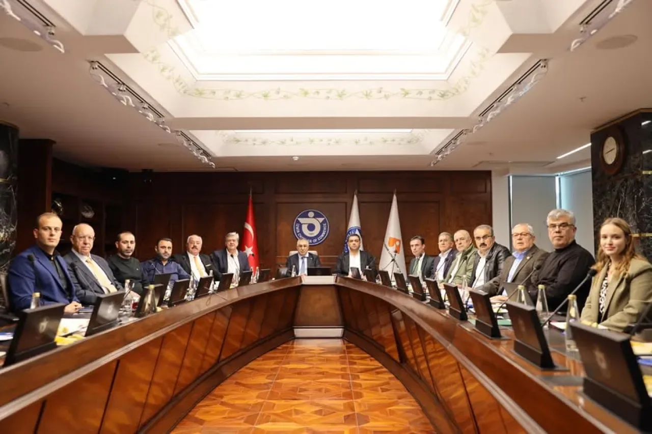 İzmir Ticaret Odası, Dikili'deki Jeotermal Sera Yatırımlarını Masaya Yatırdı İzmir Ticaret Odası, Dikili'deki Jeotermal Sera Yatırımlarını Masaya Yatırdı