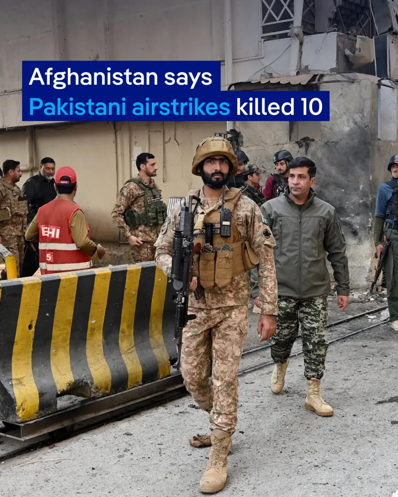 Pakistan'ın Afganistan'daki Hava Saldırıları: Taliban Sivillerin Öldüğünü İddia Etti Pakistan'ın Afganistan'daki Hava Saldırıları: Taliban Sivillerin Öldüğünü İddia Etti